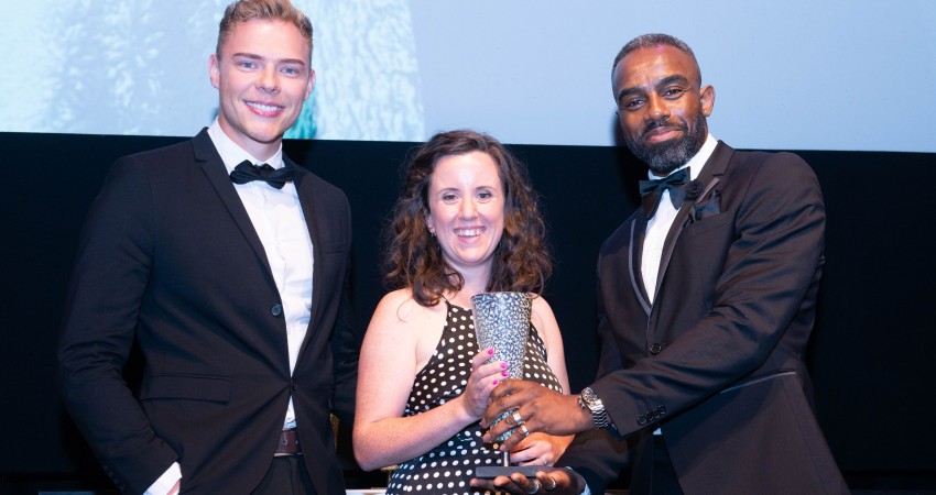 Traveline Cymru wins Arts & Small Business Award for innovative partnership 