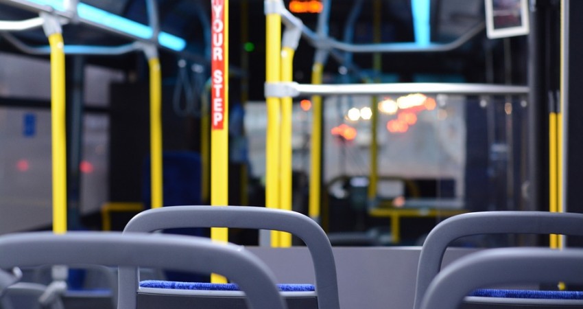 Be Safe Be Seen: Safety Tips when using the Bus