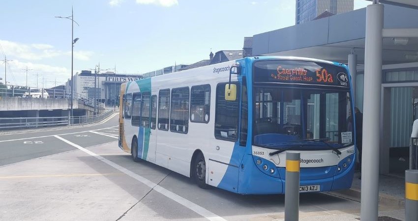 Stagecoach-bus-drivers-lead-the-way-in-safe-and fuel-efficient-GreenRoad-driving-scheme