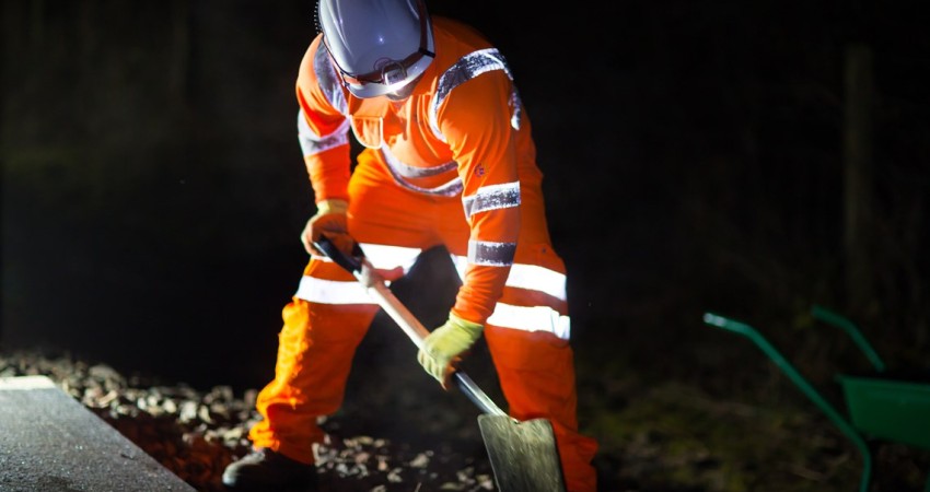 South Wales rail passengers warned to check before travelling due to engineering work South Wales rail passengers warned to check before travelling due to engineering work